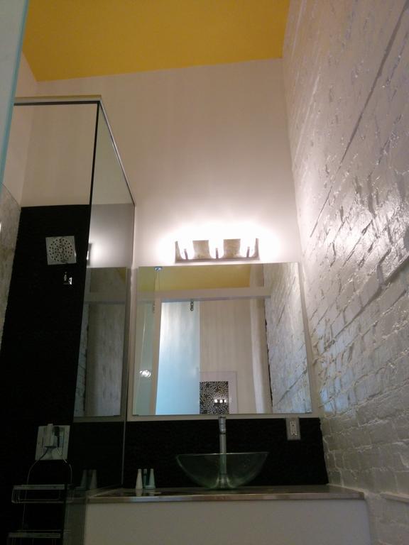 Baystreet Hotel/Motel 多伦多 外观 照片